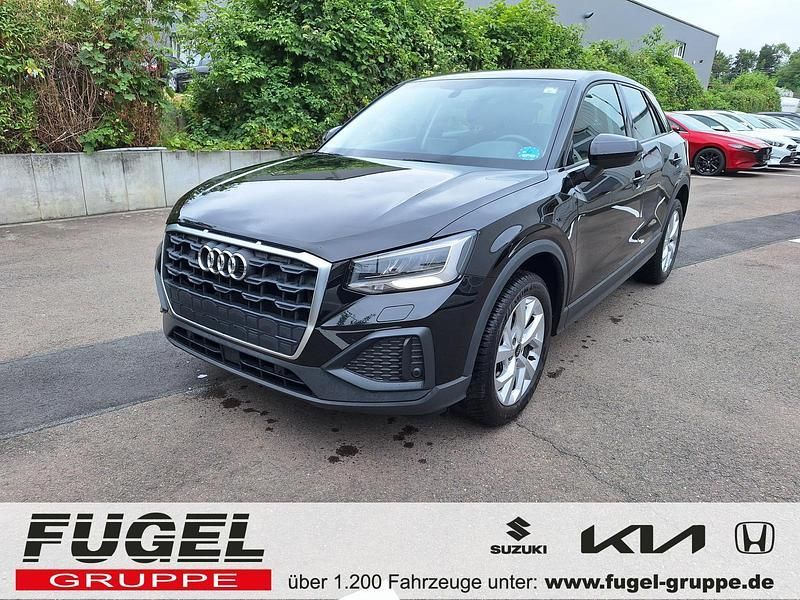 Mythosschwarz metallic Gebraucht 2022 Audi Q2 Comfort SUV | 18.499 € (Fairer Preis) - Bild 1/4