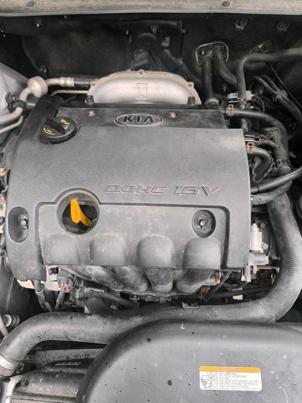 Gebraucht Kia Ceed 109 PS (80 kW) 2009 Silber Kleinwagen