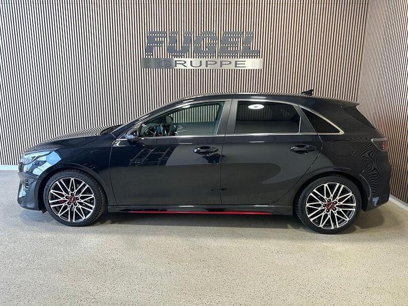 Gebraucht Kia Ceed 204 PS (150 kW) 2022 Schwarz Kleinwagen