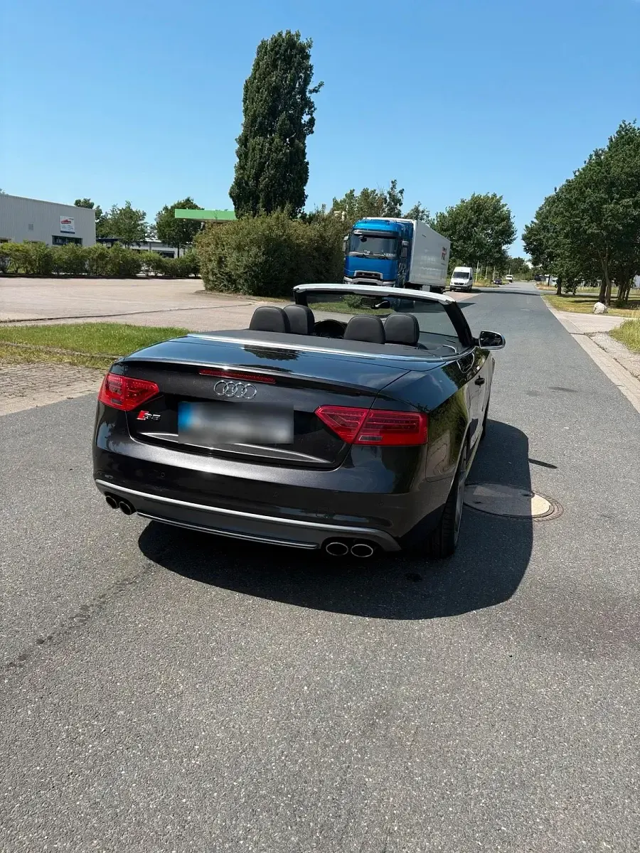 Gebraucht Audi S5 Cabriolet 333 PS (244 kW) 2013 Grau Cabrio