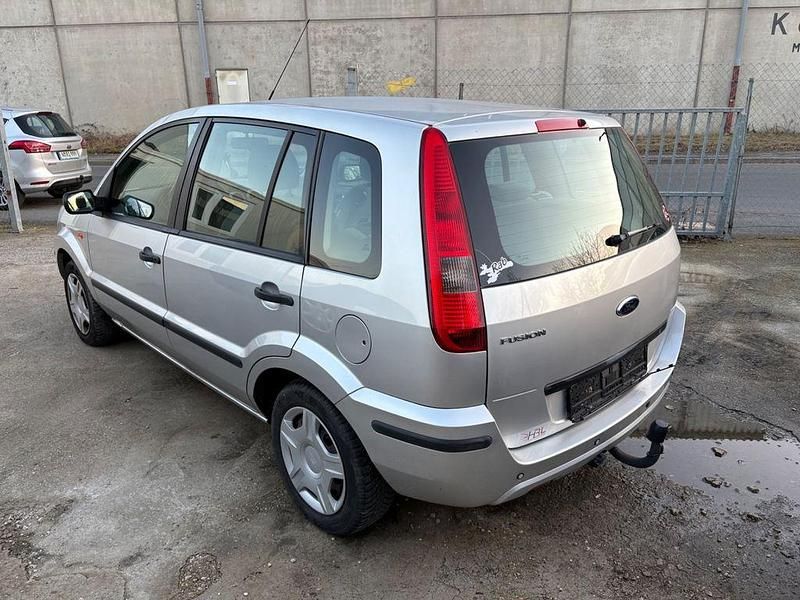 Gebraucht Ford Fusion 101 PS (74 kW) 2003 Silber Kleinwagen