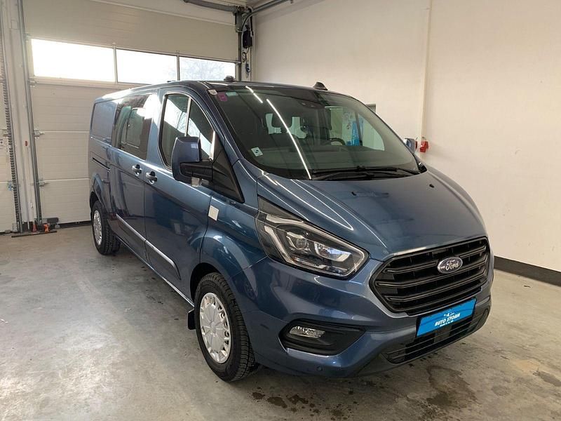 Gebraucht Ford Transit Custom 170 PS (125 kW) 2019 Chromablau metallic Kombi
