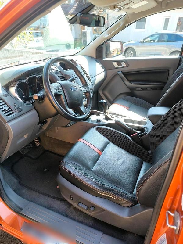 Gebraucht Ford Ranger Wildtrack 200 PS (147 kW) 2014 Orange Pickup
