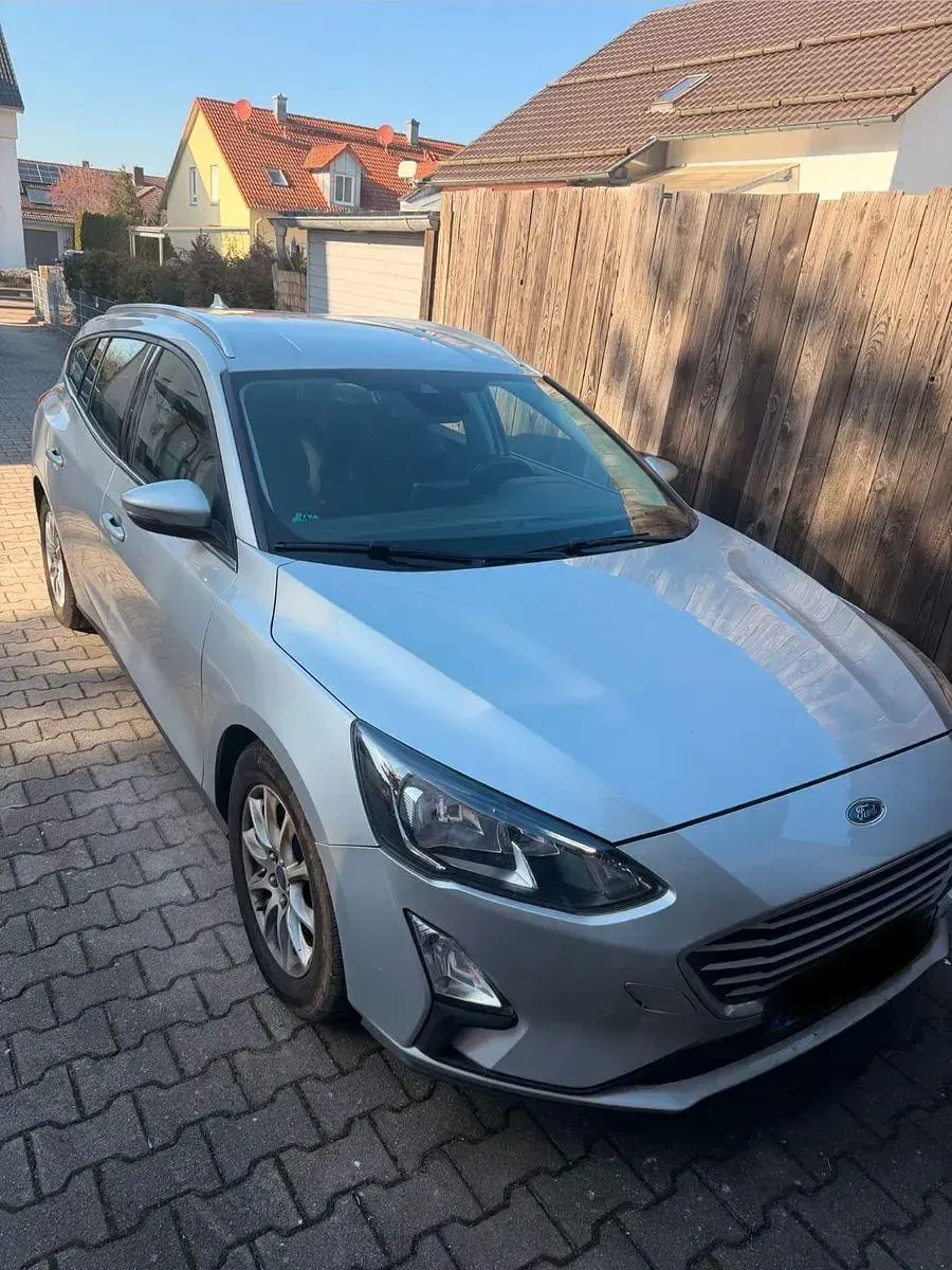 Gebraucht Ford Focus Active 150 PS (110 kW) 2019 Silber Limousine