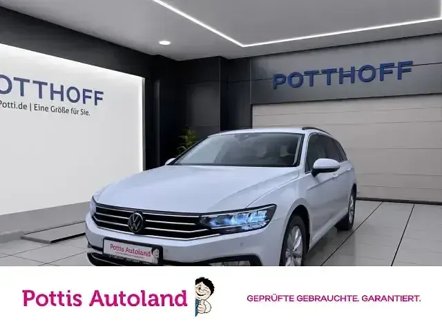 Gebraucht VW Passat Business 150 PS (110 kW) 2023 Kombi