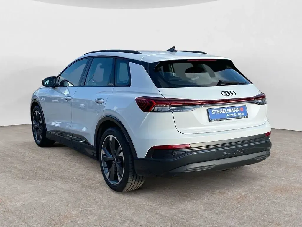 Second-hand Audi Q4 e-tron Advanced 210 kW (286 CP) 2025 Alb SUV