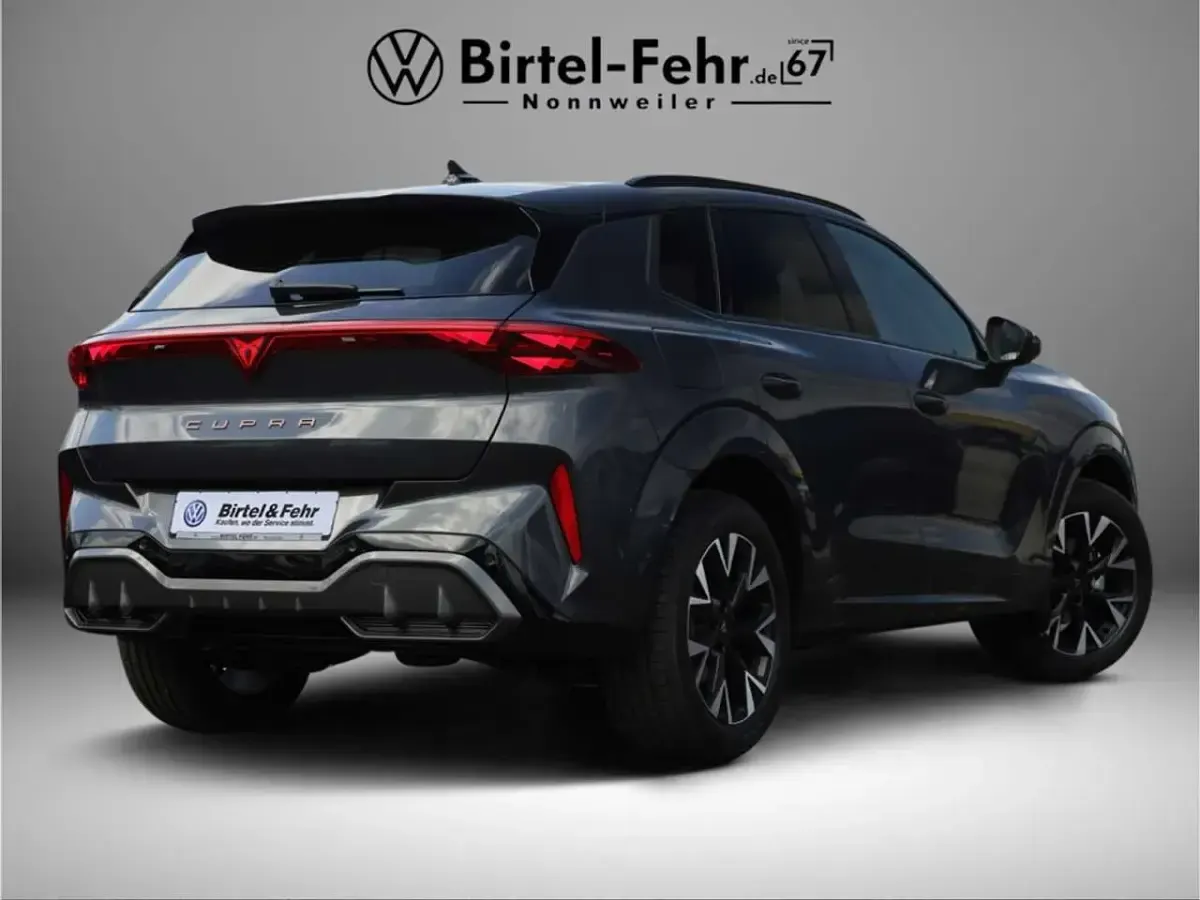 Neu Cupra Terramar 150 PS (110 kW) 2026 Grau SUV