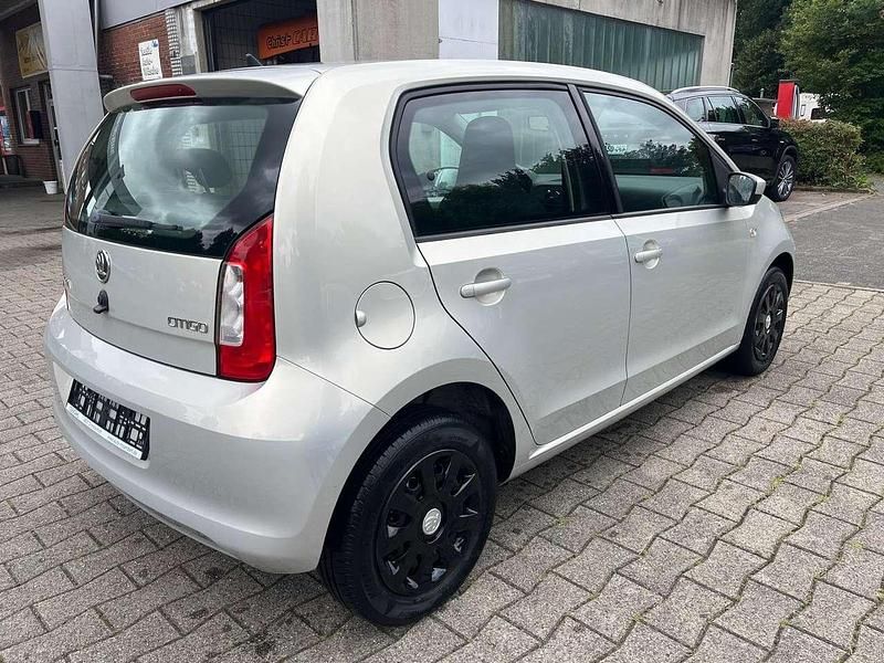 Gebraucht Skoda Citigo Ambition 60 PS (44 kW) 2014 Leafsilber metallic Kleinwagen