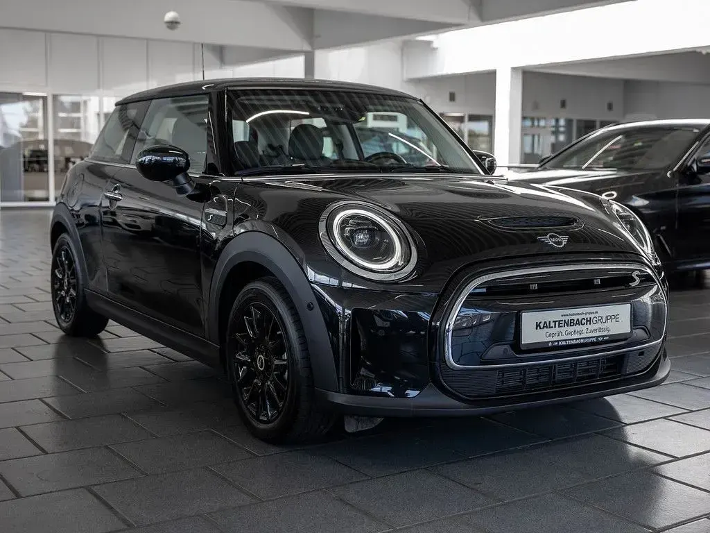 Gebraucht Mini Cooper SE Classic 135 kW (184 PS) 2022 Grün Kleinwagen
