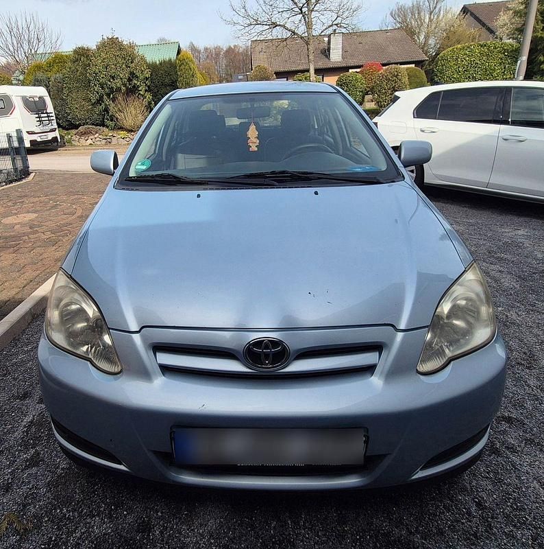 Gebraucht Toyota Corolla 90 PS (66 kW) 2005 Silber Limousine