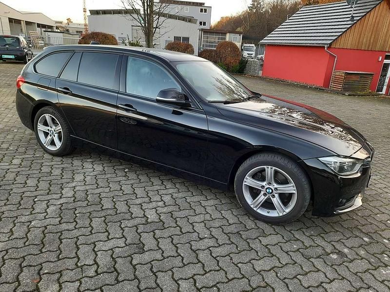 Gebraucht 2015 BMW 320 Limousine | 12.000 € (Guter Preis) - Bild 1/4