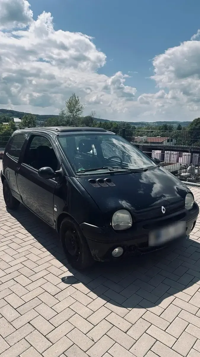 Używany Renault Twingo 75 KM (55 kW) 2003 Czarny Hatchback
