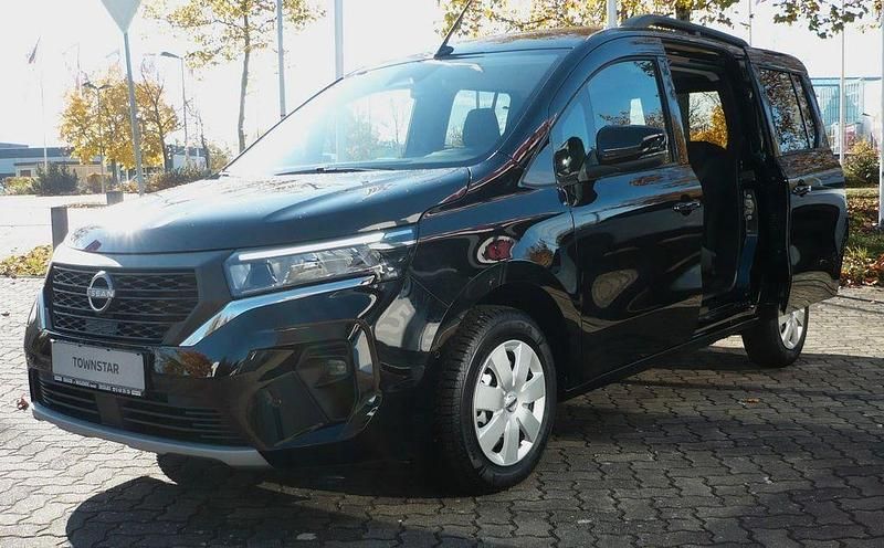 Gebraucht Nissan Townstar Tekna 131 PS (96 kW) 2025 Schwarz Van / Kleinbus