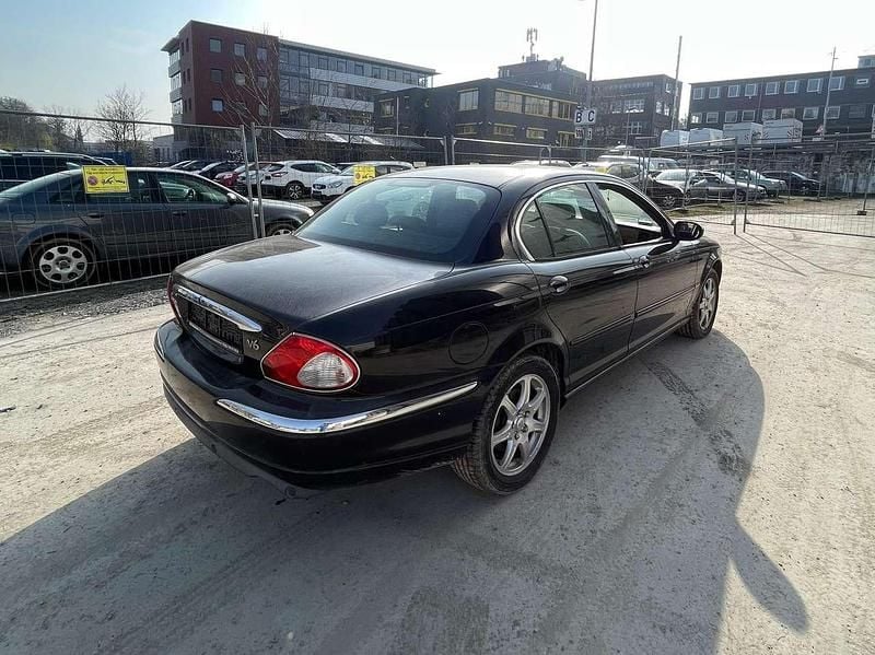 Gebraucht Jaguar X-type 156 PS (114 kW) 2002 Schwarz Limousine