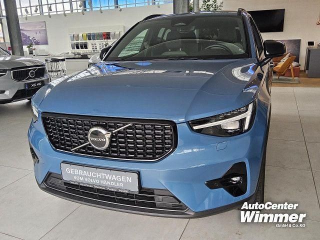 Gebraucht Volvo XC40 Plus 197 PS (144 kW) 2024 Blau SUV