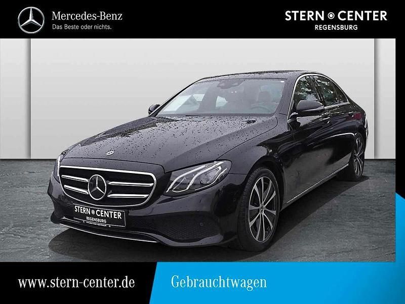 Schwarz Gebraucht 2019 Mercedes E200 Avantgarde Limousine | 25.889 € (Etwas zu teuer) - Bild 1/4