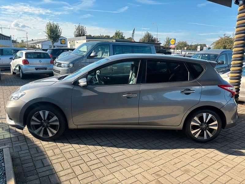 Gebraucht Nissan Pulsar N-Connecta 116 PS (85 kW) 2017 Grau Limousine
