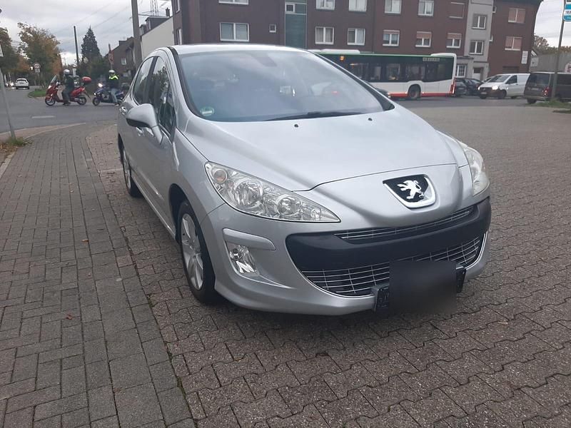 Silber Gebraucht 2007 Peugeot 308 Kleinwagen | 2.990 € (Fairer Preis) - Bild 1/4