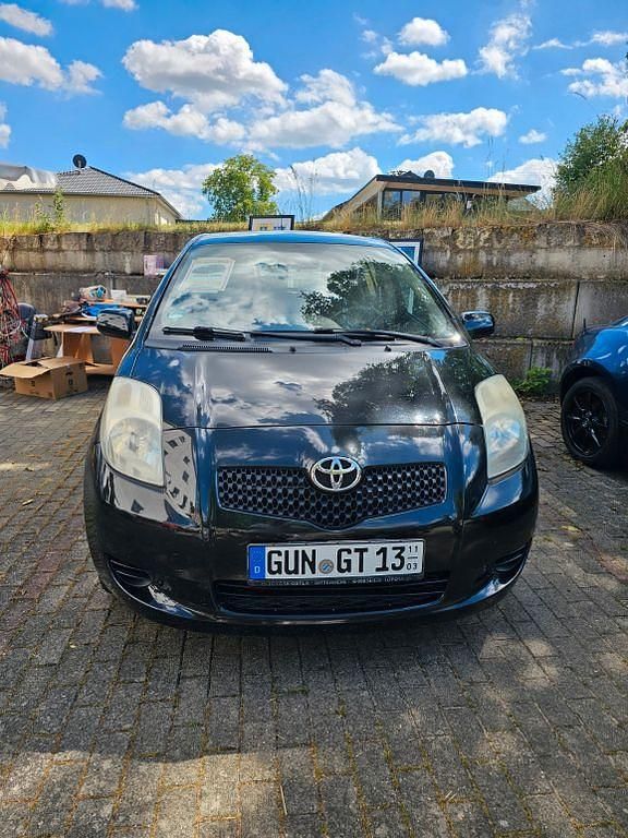 Gebraucht Toyota Yaris Executive 90 PS (66 kW) 2007 Schwarz Limousine