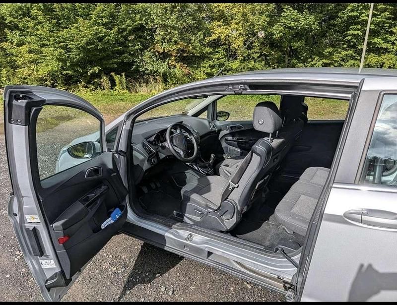 Gebraucht Ford B-MAX Titanium 101 PS (74 kW) 2014 Van / Kleinbus