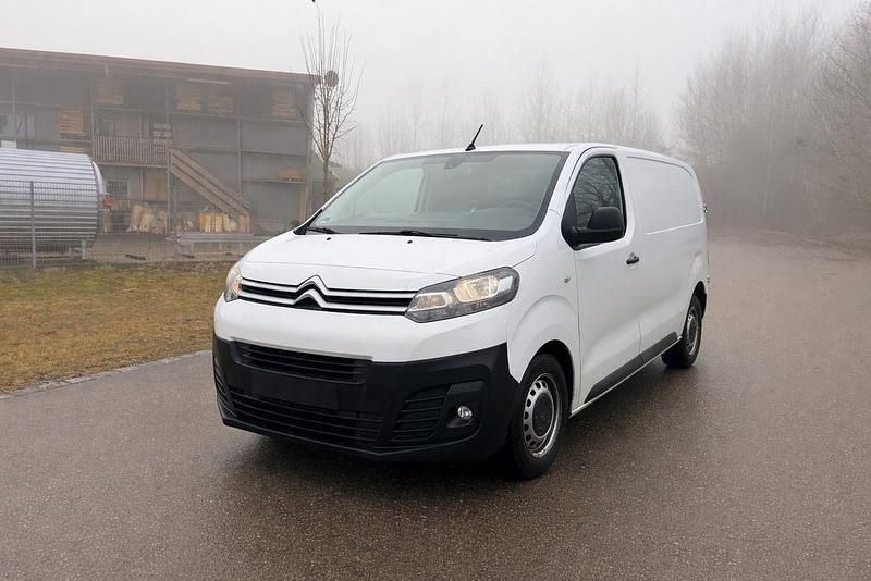 Gebraucht Citroën Jumpy 121 PS (88 kW) 2021 Weiß Van / Kleinbus