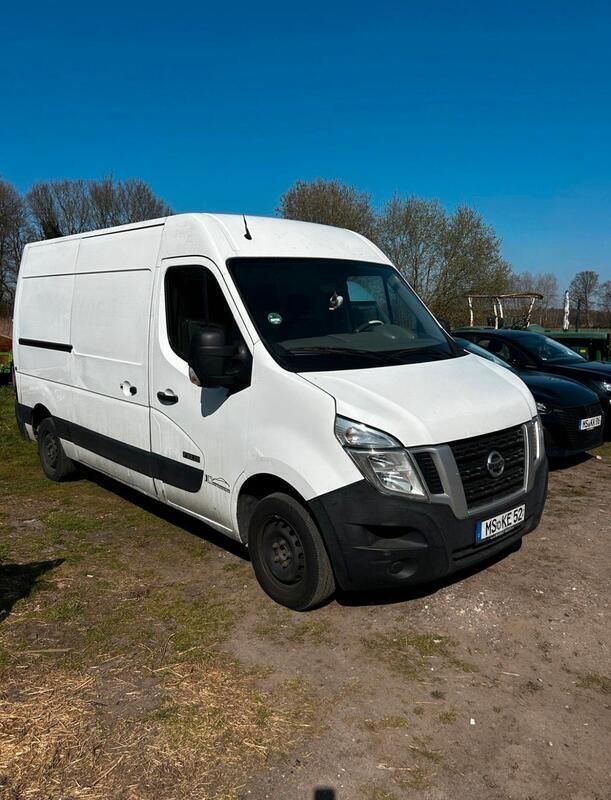 Weiß Gebraucht 2012 Nissan NV400 Van | 2.700 € - Bild 1/4
