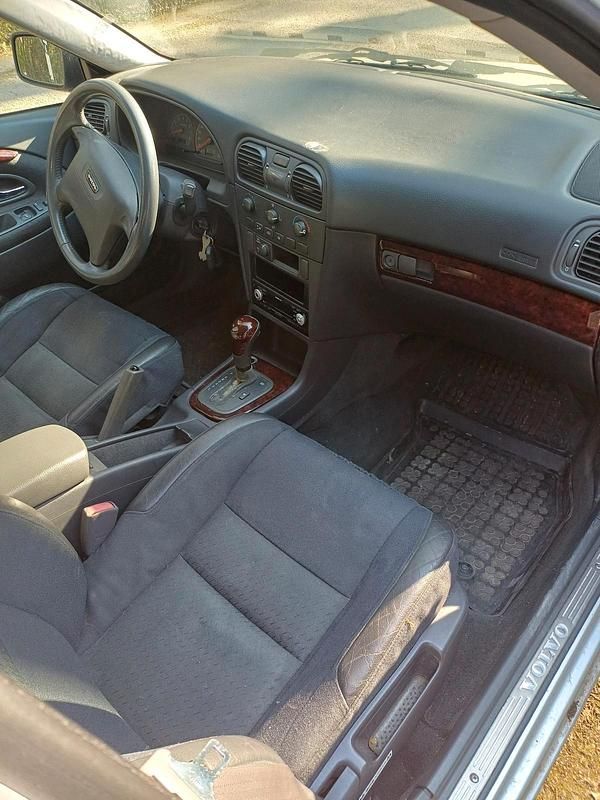 Gebraucht Volvo V40 122 PS (89 kW) 2002 Silber Kombi