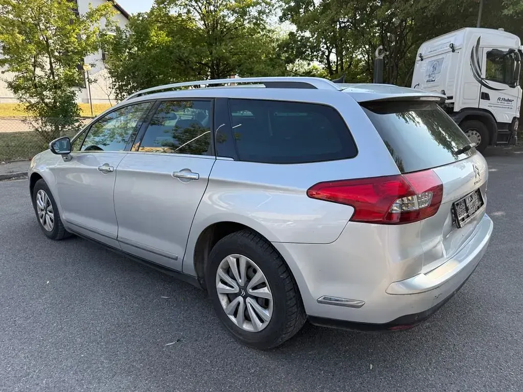 Gebraucht Citroën C5 SELECTION 156 PS (114 kW) 2014 Lackierung aluminiumgrau/meta Kombi