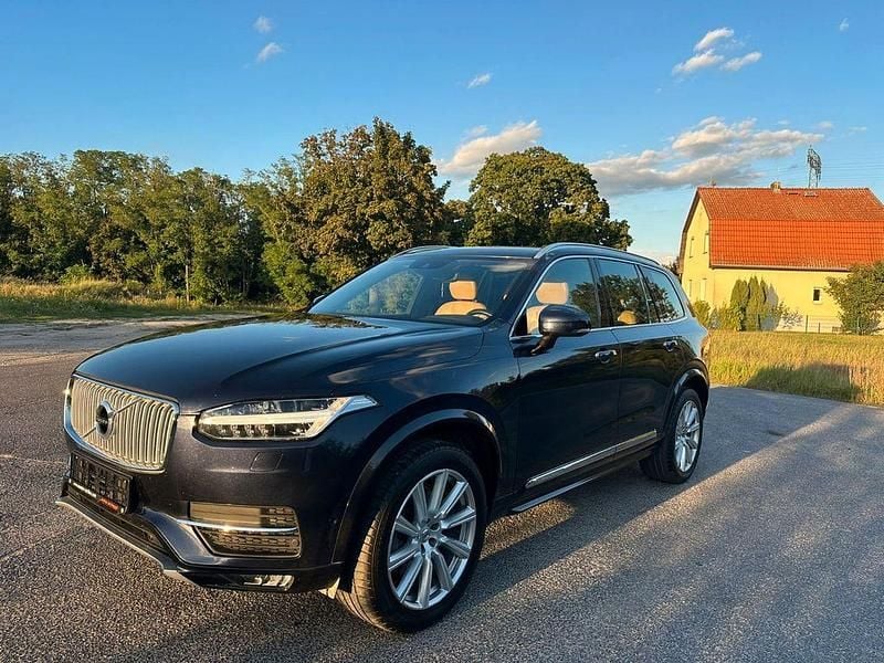 Blau Gebraucht 2017 Volvo XC90 Inscription SUV | 23.000 € (Superpreis) - Bild 1/4