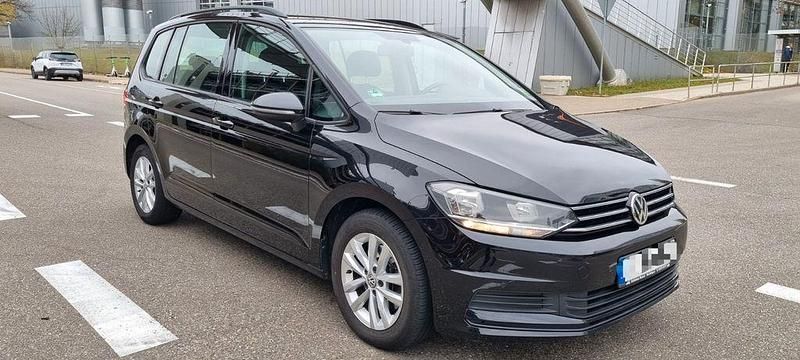Gebraucht VW Touran Comfortline 116 PS (85 kW) 2015 Schwarz Van / Kleinbus