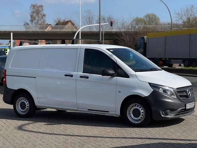 Gebraucht Mercedes Vito 102 PS (75 kW) 2020 Weiß Van