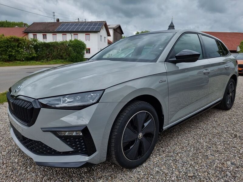 Grau Gebraucht 2024 Skoda Scala Monte Carlo Kleinwagen | 25.380 € (Teuer) - Bild 1/4