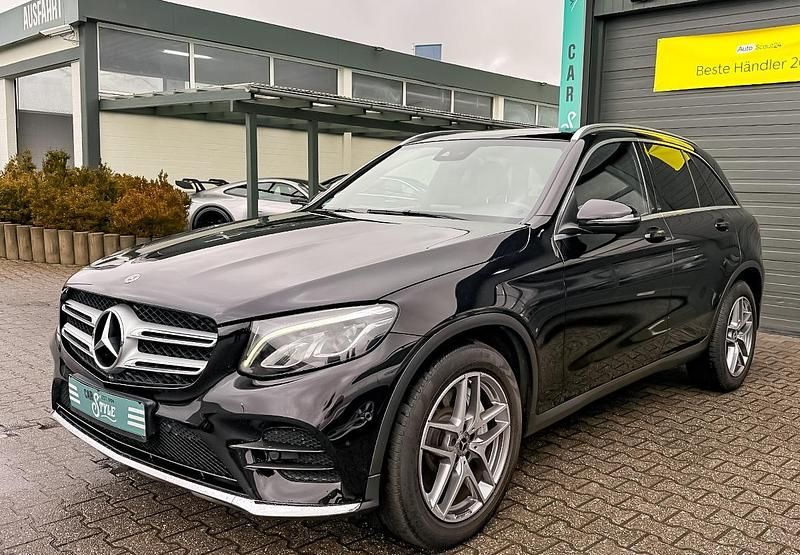 Gebraucht Mercedes GLC250 AMG line 211 PS (155 kW) 2019 Schwarz metallic