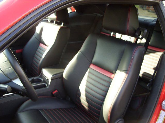 Gebraucht Dodge Challenger 309 PS (227 kW) 2014 Rot Coupé