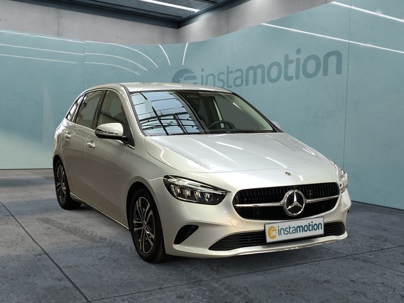 Silber Gebraucht 2024 Mercedes B200 Progressive Van / Kleinbus | 31.690 € (Fairer Preis) - Bild 1/4