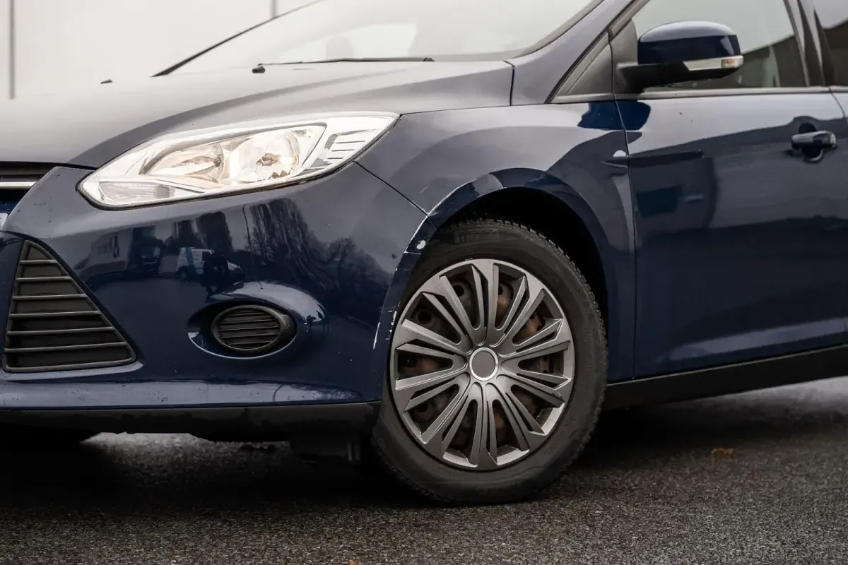 Usata Ford Focus Trend 101 CV (74 kW) 2013 Blu Station wagon