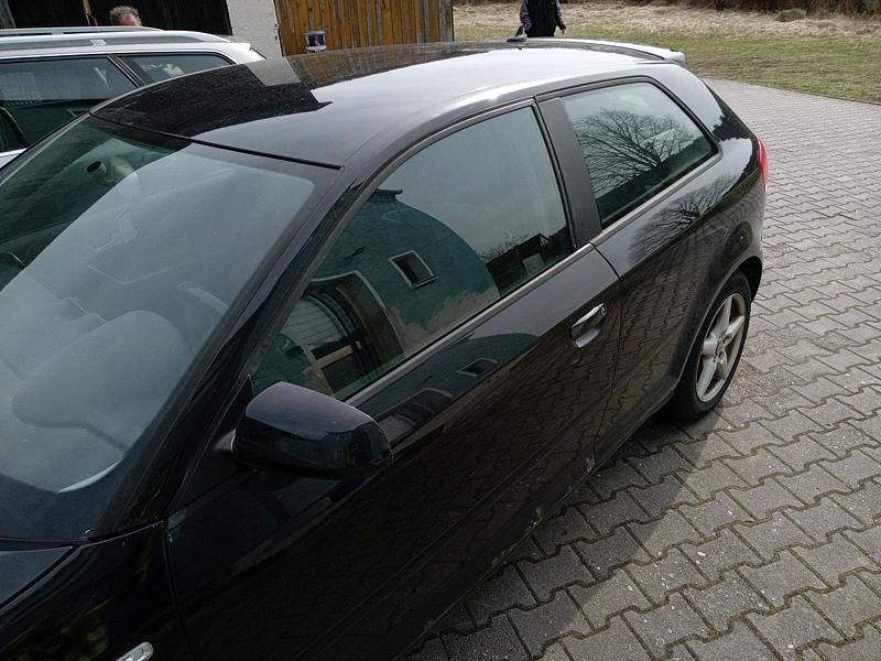 Gebraucht Audi A3 105 PS (77 kW) 2008 Schwarz Kleinwagen