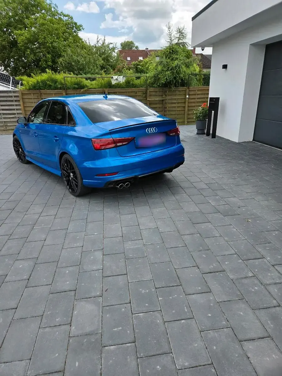 Gebraucht Audi A3 S-Line 150 PS (110 kW) 2018 Blau Limousine