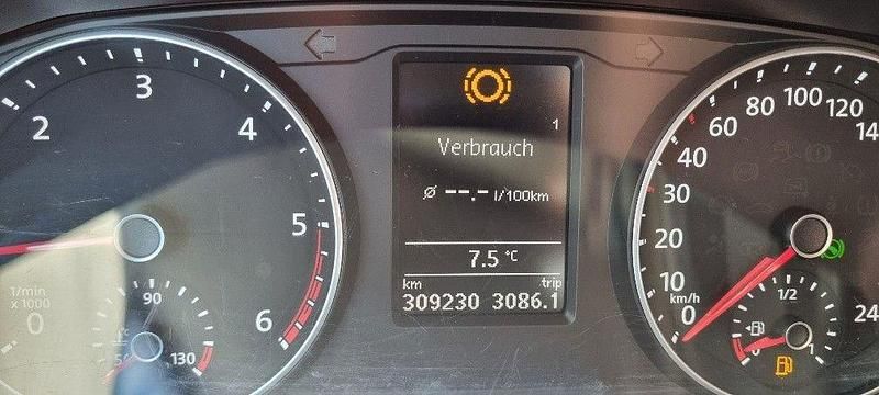 Gebraucht VW Caravelle 150 PS (110 kW) 2016 Blau Van / Kleinbus