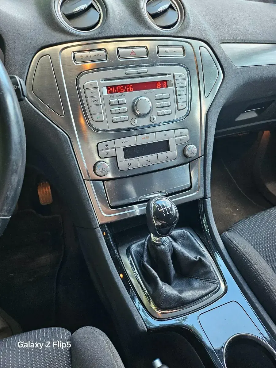 Gebraucht Ford Mondeo 140 PS (102 kW) 2009 Schwarz Kombi