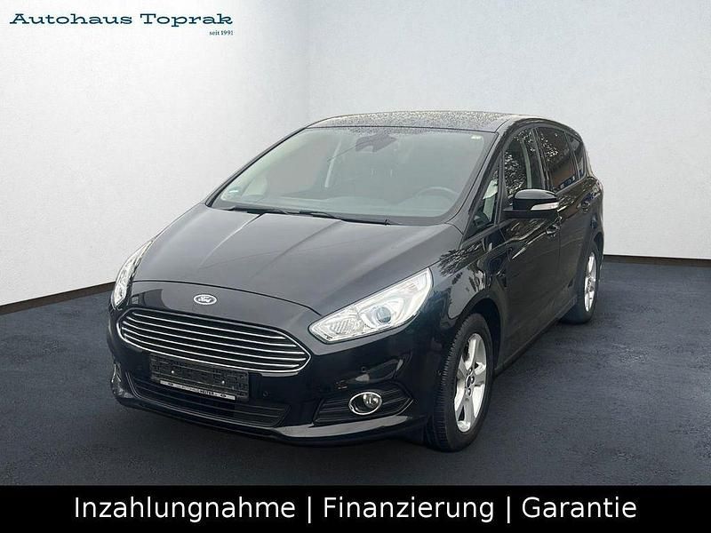 Schwarz Gebraucht 2016 Ford S-MAX Trend Van / Kleinbus | 13.490 € (Guter Preis) - Bild 1/4