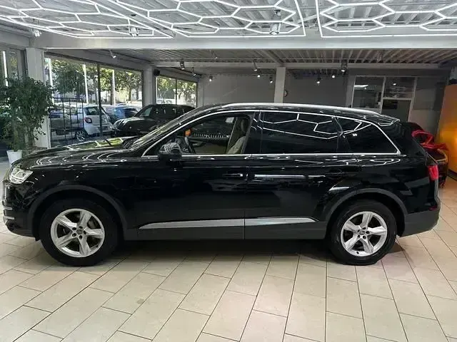 Używany Audi Q7 Design 218 KM (160 kW) 2017 Czarny SUV