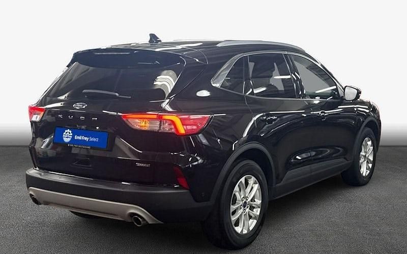 Gebraucht Ford Kuga Titanium 243 PS (178 kW) 2022 Schwarz SUV