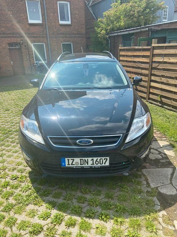 Gebraucht Ford Mondeo Ambiente 140 PS (102 kW) 2010 Schwarz Kombi