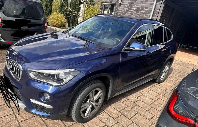 Gebraucht BMW X1 Advantage 190 PS (139 kW) 2019 Blau SUV