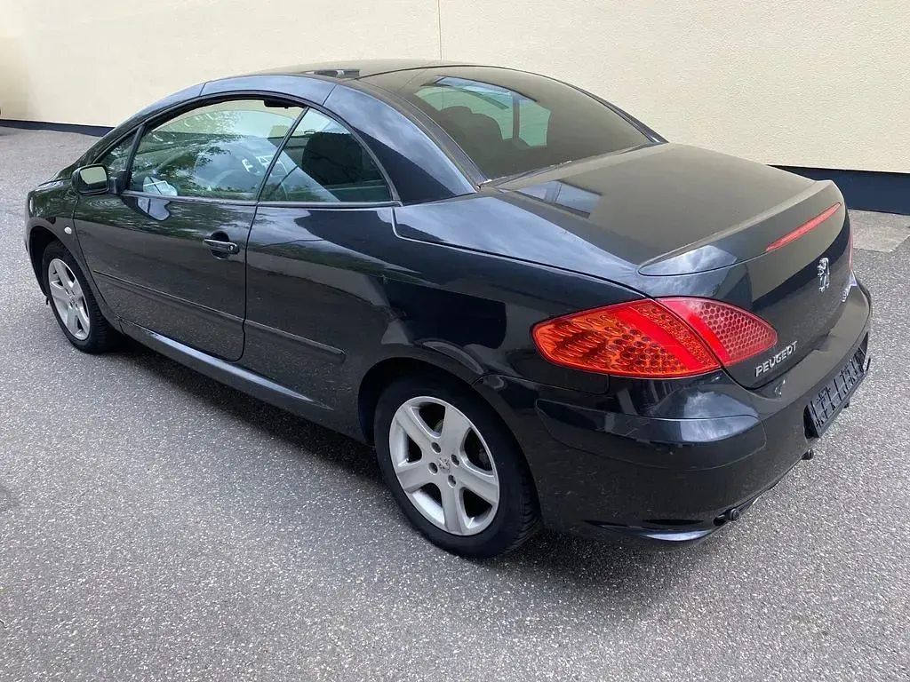 Gebraucht Peugeot 307 CC 109 PS (80 kW) 2005 Schwarz Cabrio