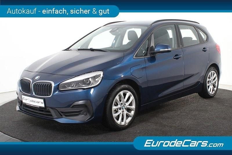 Blau Gebraucht 2021 BMW 225 Active Tourer Sport Line Van / Kleinbus | 18.400 € (Superpreis) - Bild 1/4