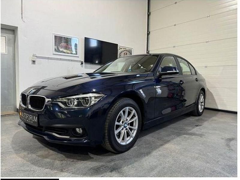 Second-hand BMW 320 Performance 184 CP (135 kW) 2016 Albastru Berlinǎ