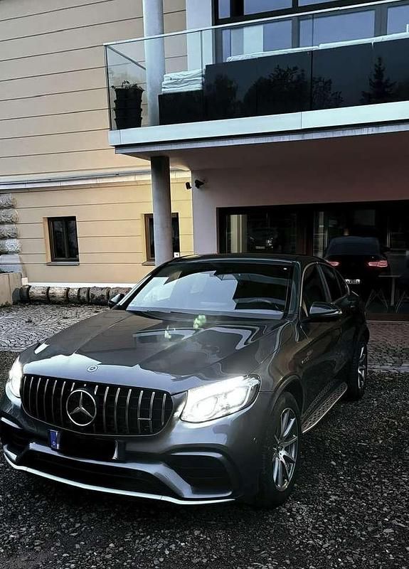Gebraucht 2017 Mercedes GLC63 AMG AMG SUV | 59.990 € (Teuer) - Bild 1/4