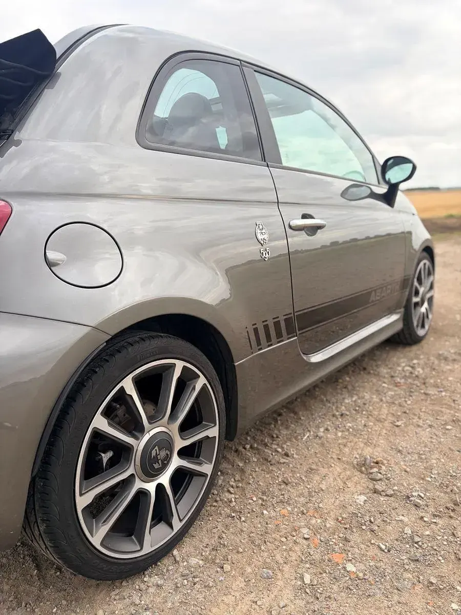 Gebraucht Abarth 595C Turismo 165 PS (121 kW) 2019 Grau Cabrio
